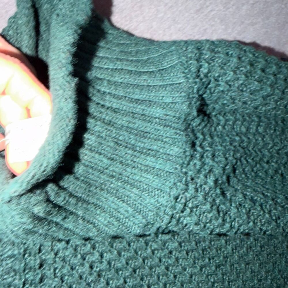 American Eagle Green Waffle Knit Mock Neck Cropped Sweater Small - Picture 6 of 6